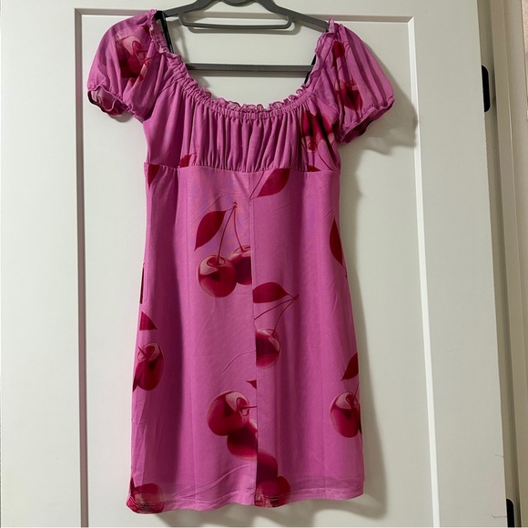 Pink Cherry Print Bodycon Floral Dress NWT - Picture 4 of 6